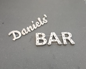 Daniel's Bar sign