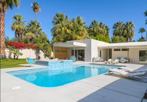 palm springs sign Vacation rental AIRBNB